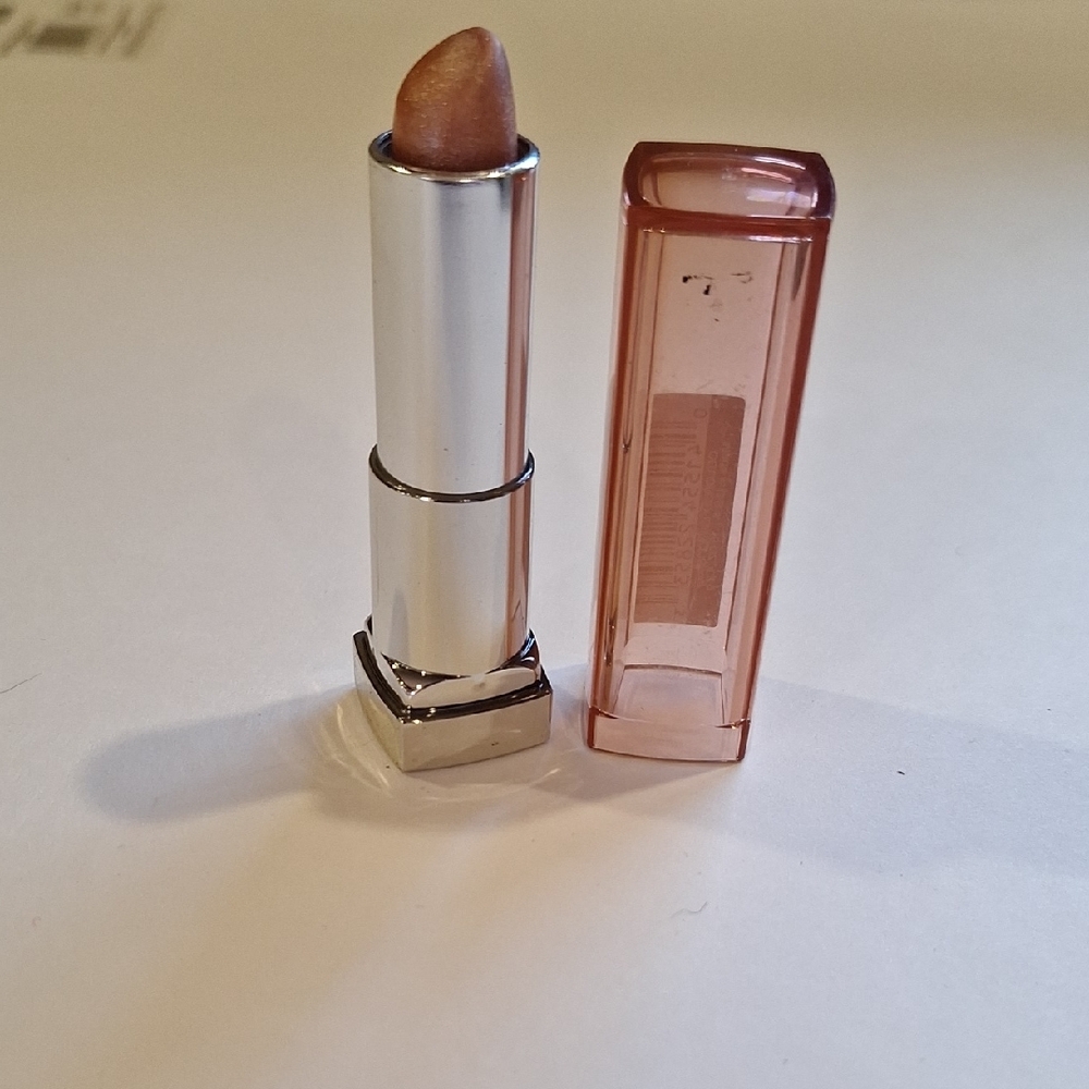 Maybelline Shimmering Nude Lipstick